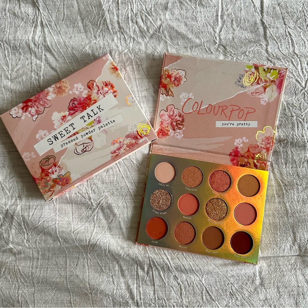 Colourpop Sweet Talk eyeshadow palette 🩷